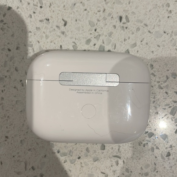 Airpods Pro 2nd Gen - Picture 4 of 4